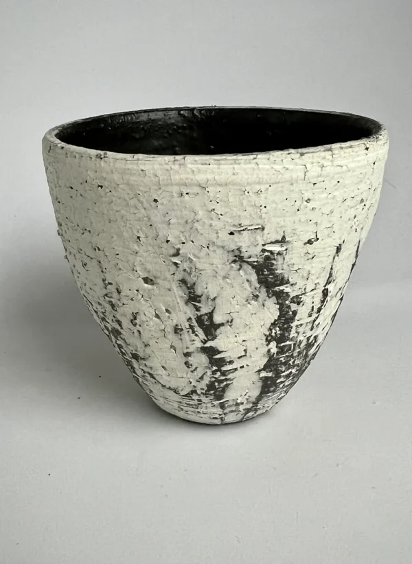 Black & White Stoneware Yunomi - Image 3