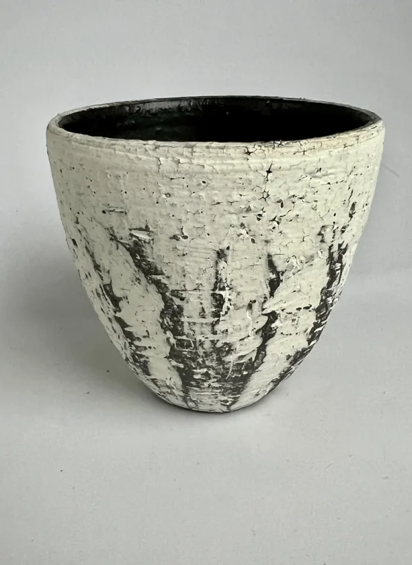 Black & White Stoneware Yunomi - Image 4